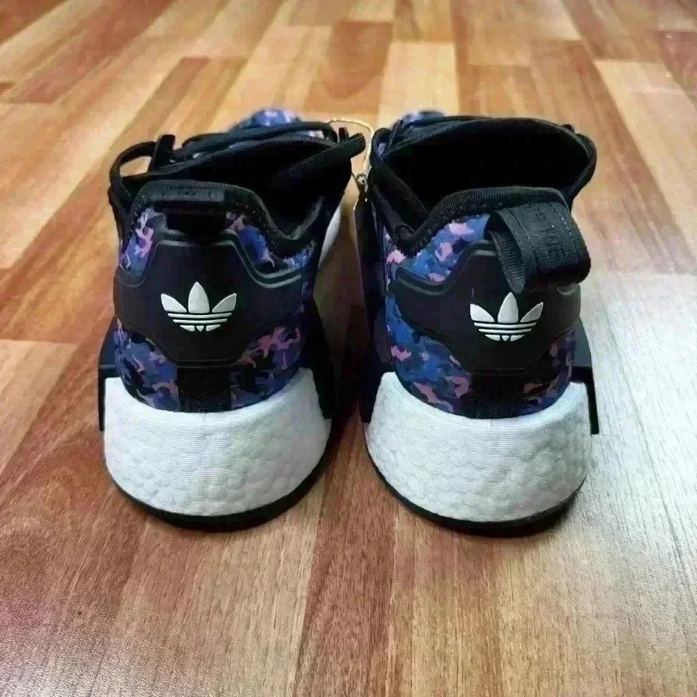 ๐ฐHUGE CLEARANCE SALE ๐ฐ Adidas NMD_R1 (HQ6183) Womens Shoes Size 8 - Picture 6 of 12